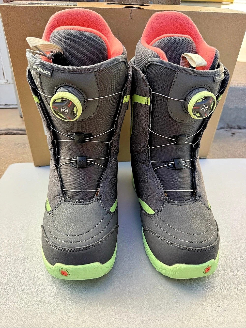 Burton Starstruck BOA Women’s Snowboard Boots Size 8 Charcoal Mint